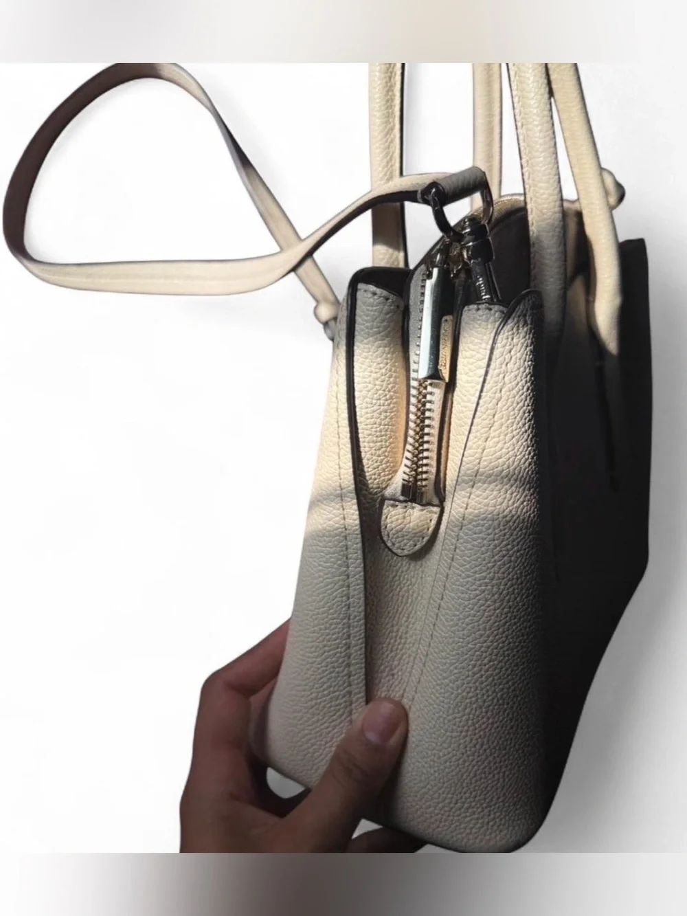 Cream Kate Spade Crossbody Handbag